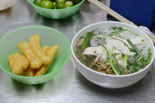 Món vặt dưới 20.000 đồng ở Hà Nội